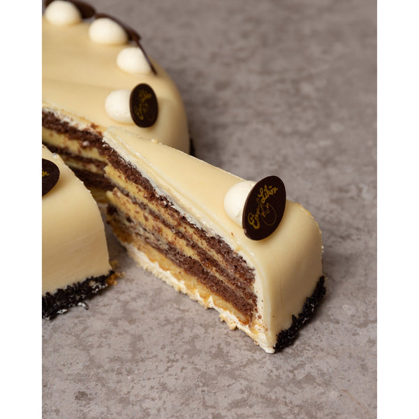 Eierlikör Cremetorte – Wiener Conditorei Berlin Eierlikör Cremetorte – Wiener Conditorei Berlin